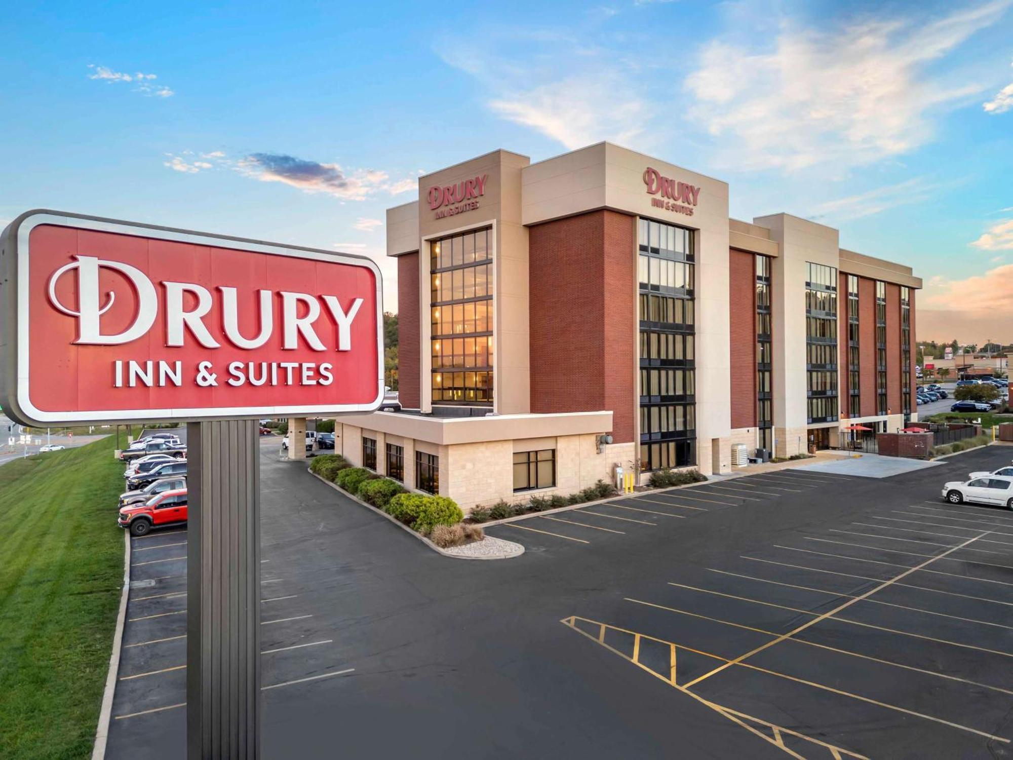 Drury Inn & Suites St. Louis-Southwest Valley Park ภายนอก รูปภาพ